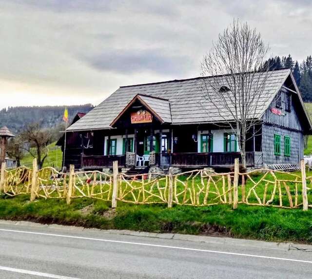 Гостевой дом Casa Lia Valea Putnei-4